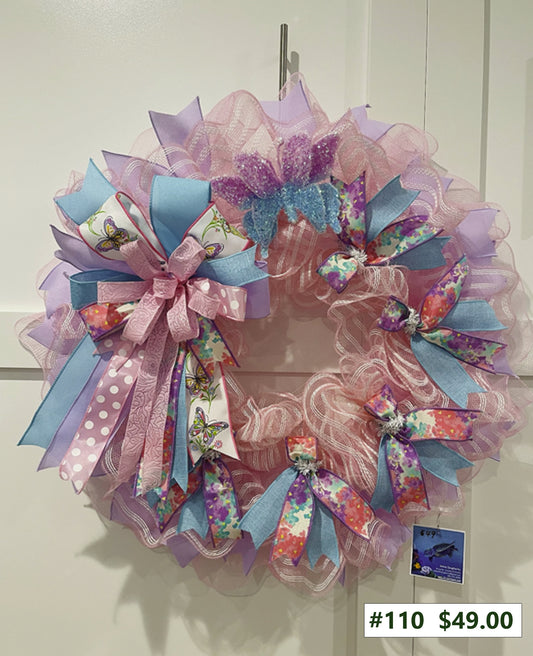 Wreaths by Annie 110