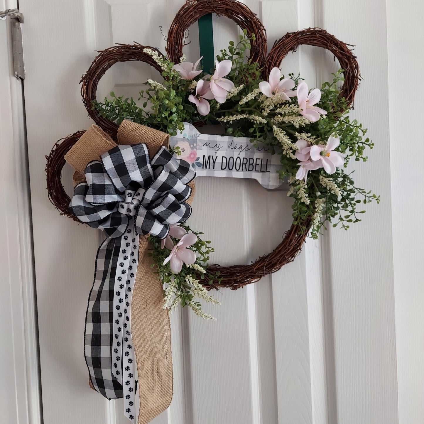 paw print wreaths
