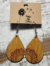 Load image into Gallery viewer, Handmade Earrings by Sherri Muse
