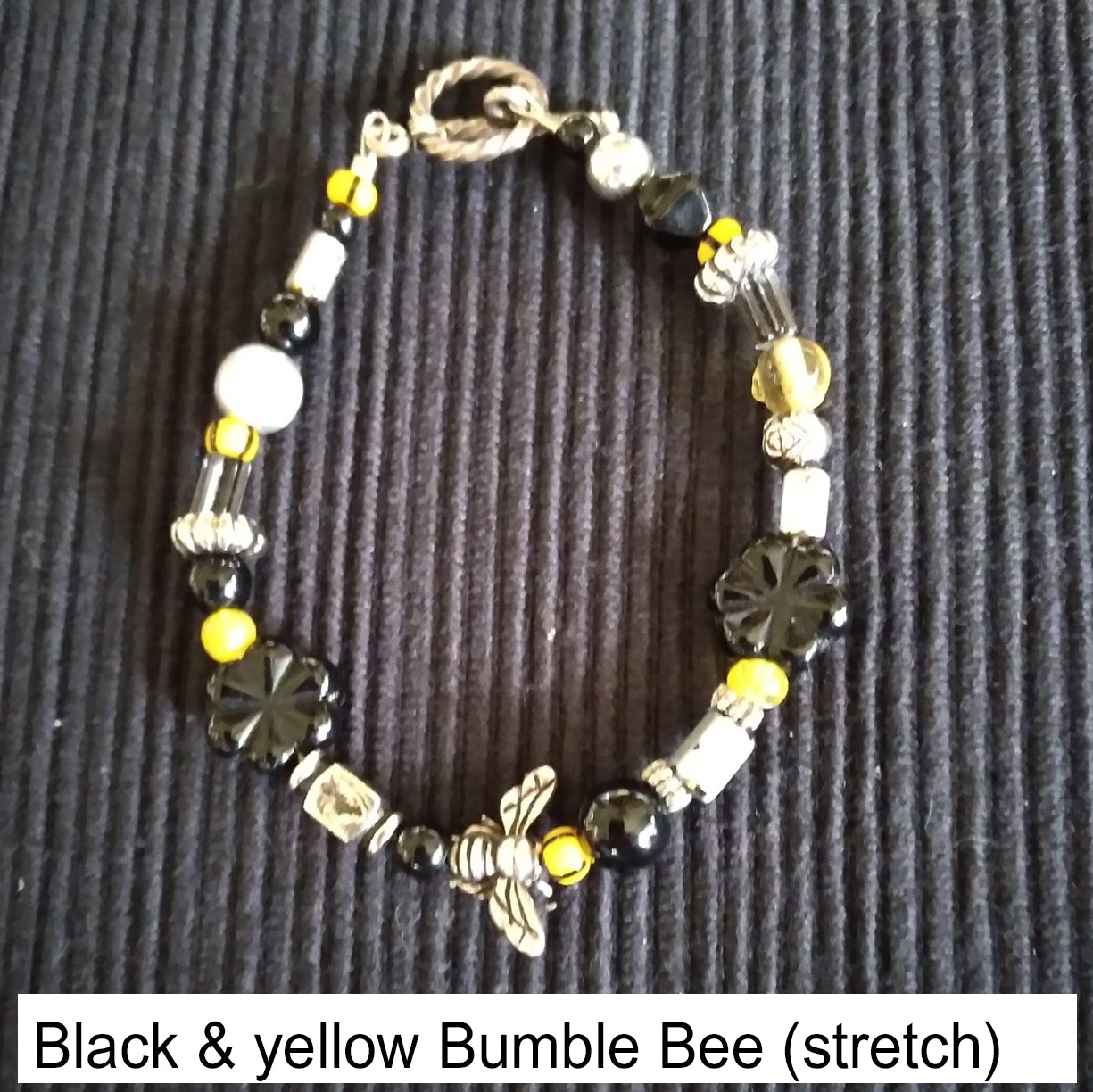 Blue & yellow bumble bee (clasp)