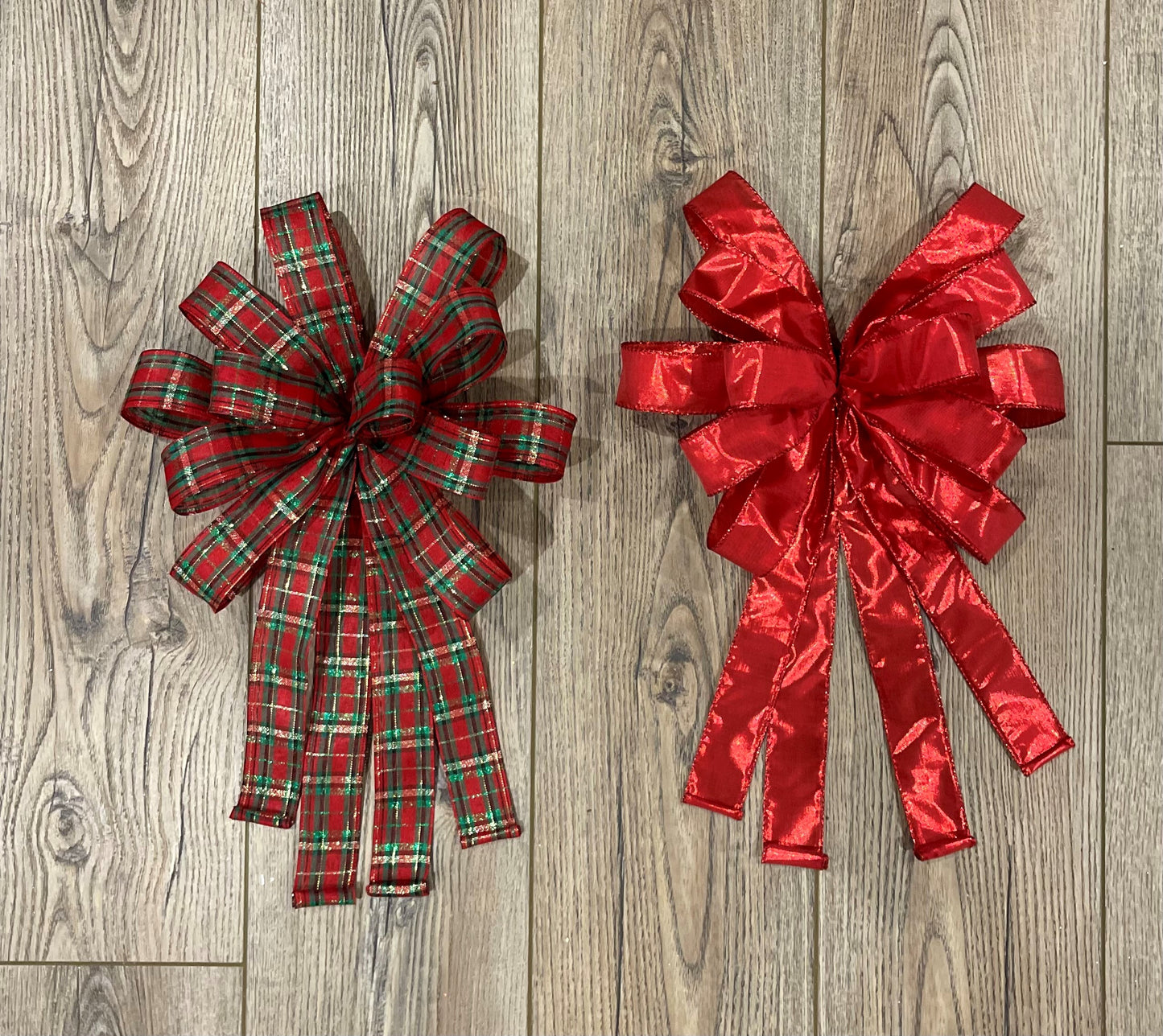 Extra Large Christmas Bow Set