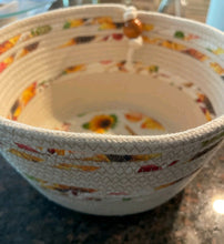 Load image into Gallery viewer, Autumn rope &amp; fabric bowl with bead

