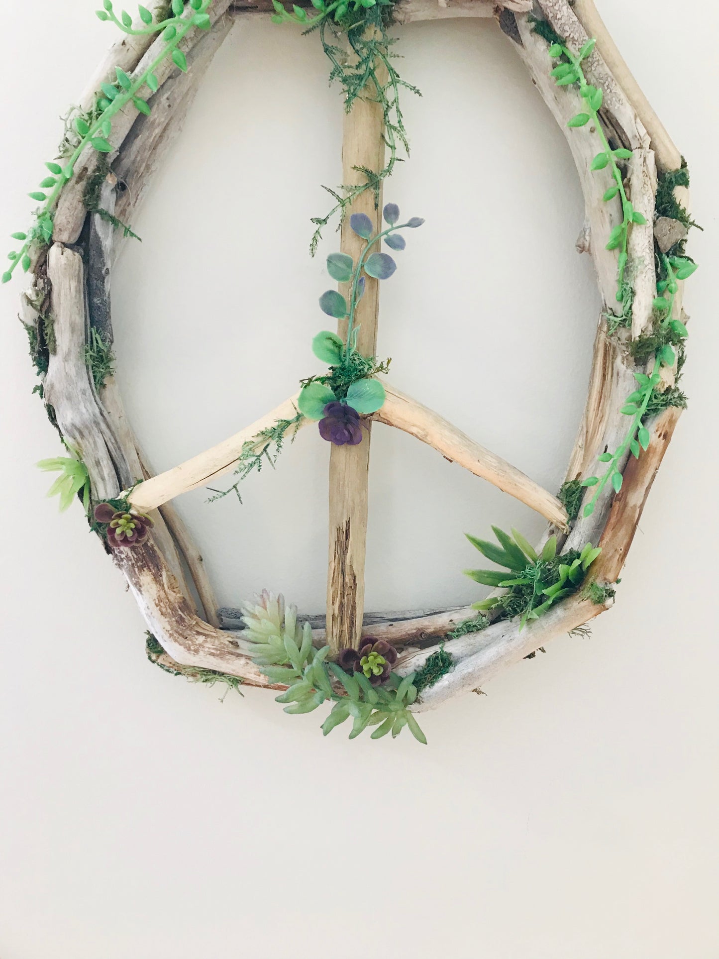 Medium Oval Driftwood Peace Sign Wreath
